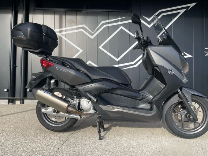 YAMAHA XMAX 125 4