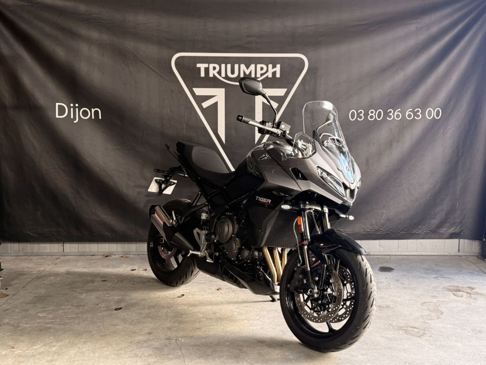 TRIUMPH TIGER 800 4