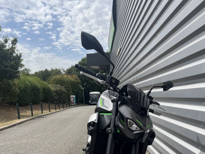 KAWASAKI Z900 4