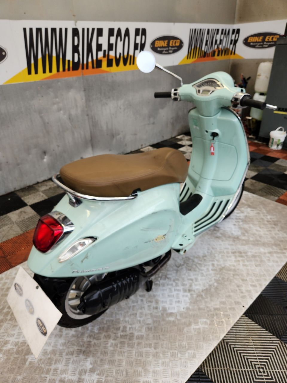 VESPA PRIMAVERA 50 4