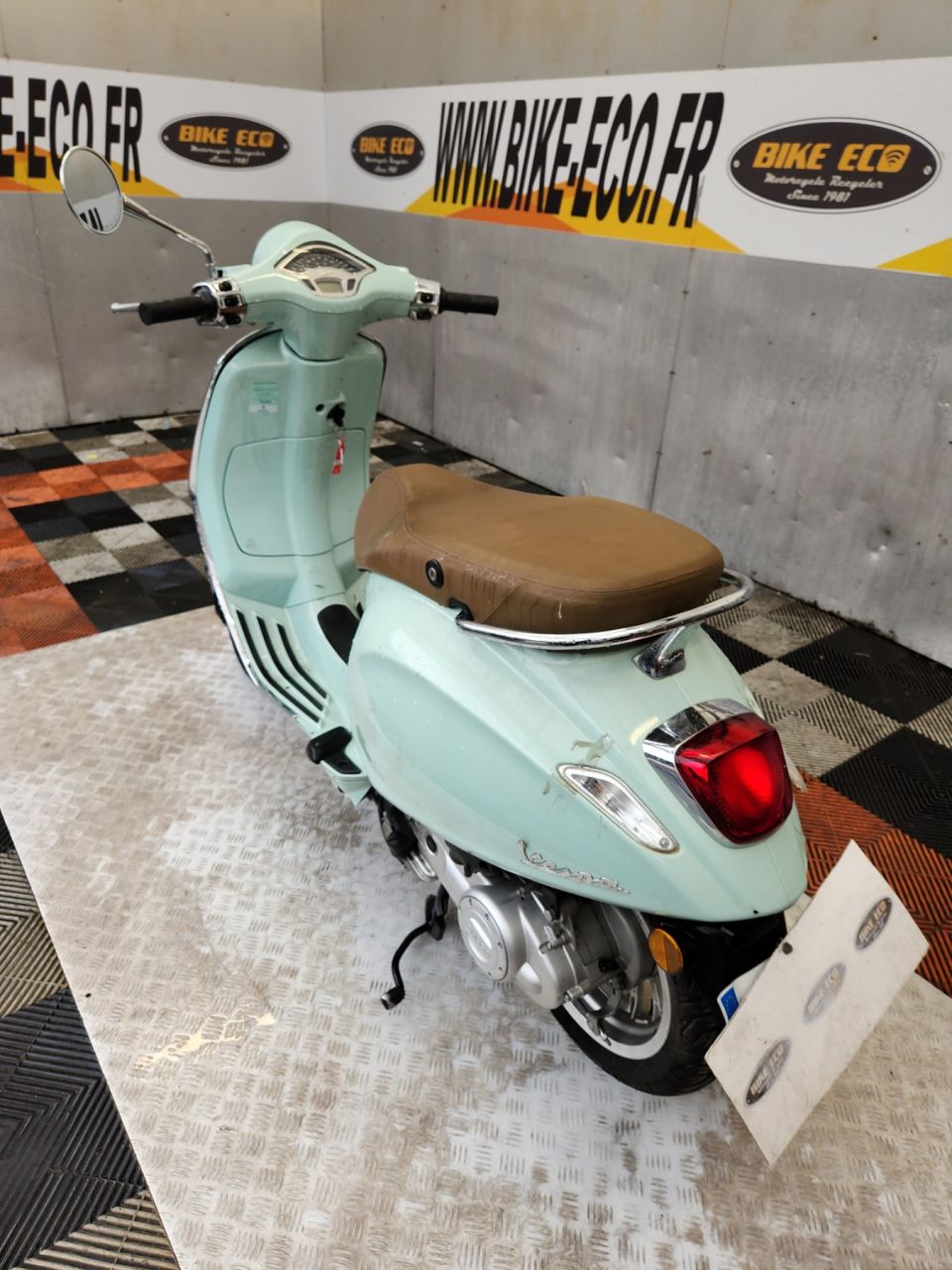 VESPA PRIMAVERA 50 4