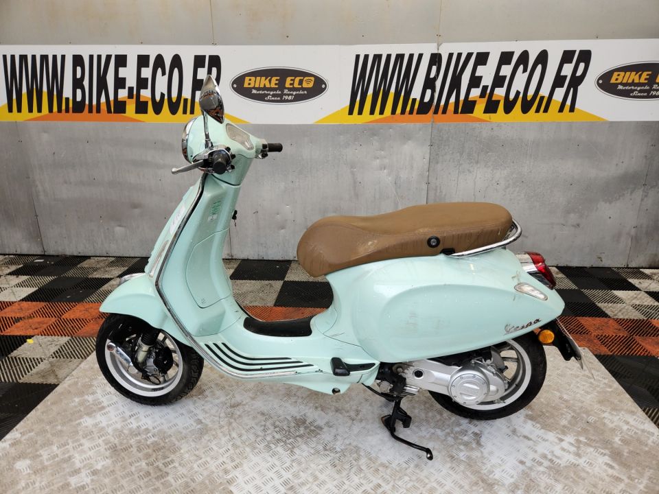 VESPA PRIMAVERA 50 4