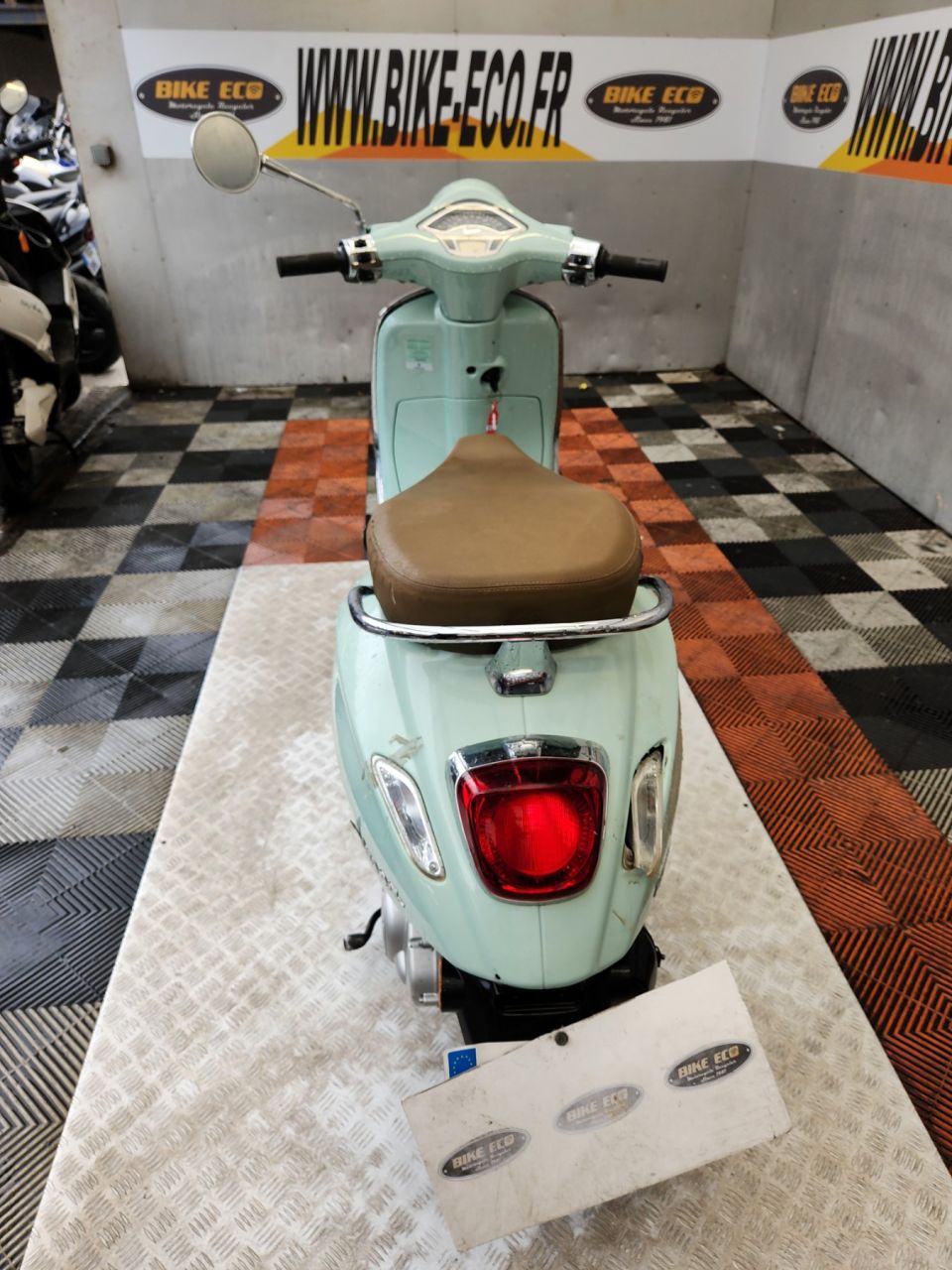 VESPA PRIMAVERA 50 4