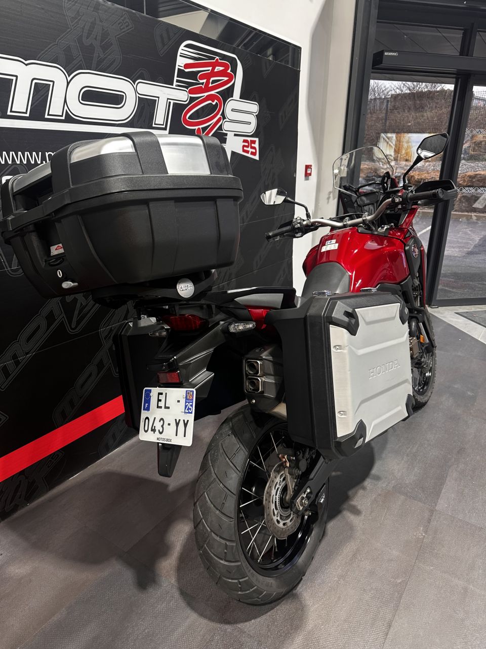 HONDA AFRICA TWIN CRF1000D DCT 4