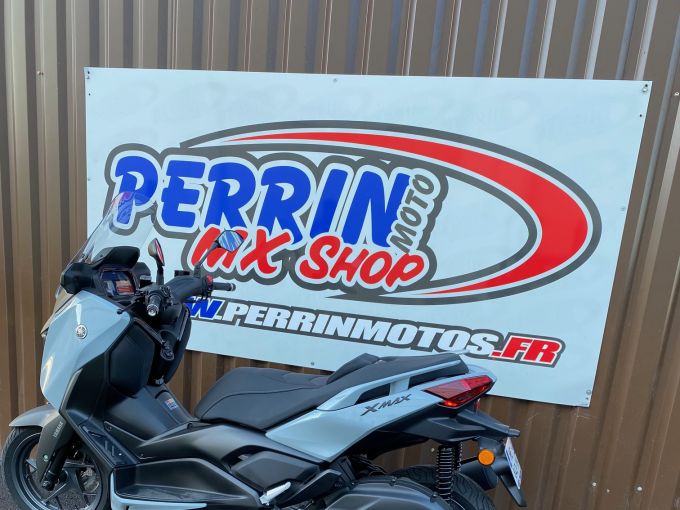 YAMAHA XMAX 125 TECH MAX 4