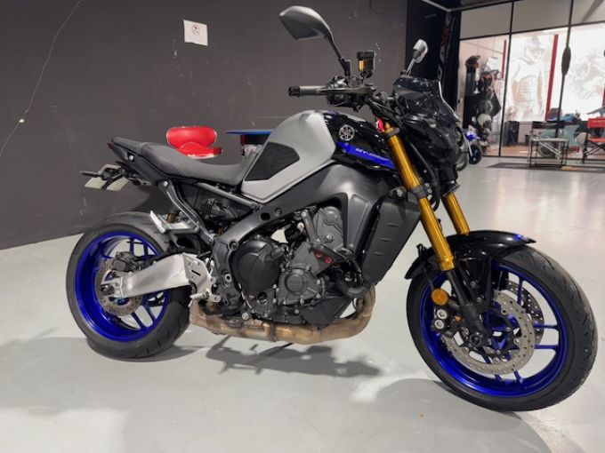 YAMAHA MT-09 SP 4