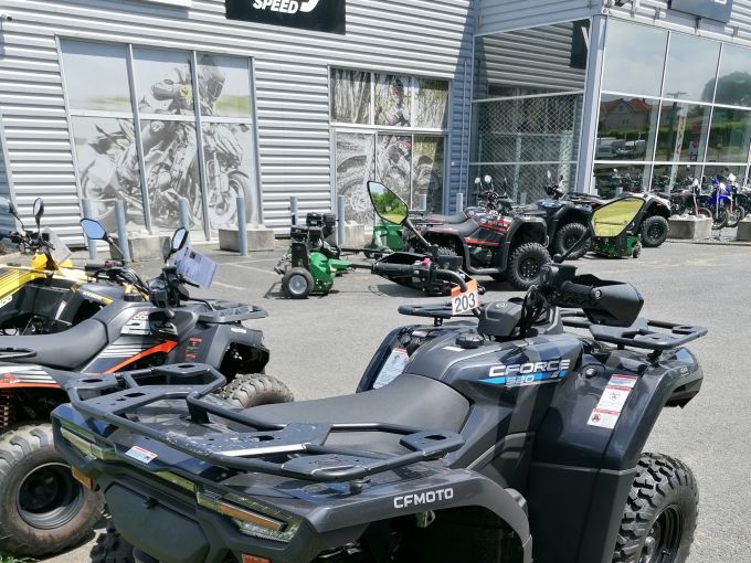 CF MOTO CFORCE 520 COURT 4