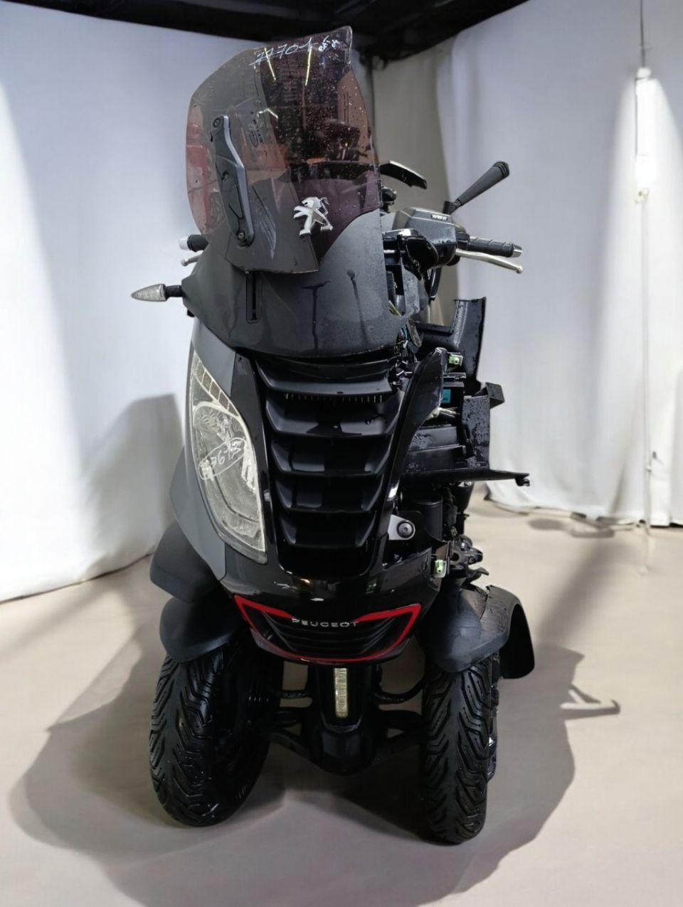 PEUGEOT METROPOLIS 400 4