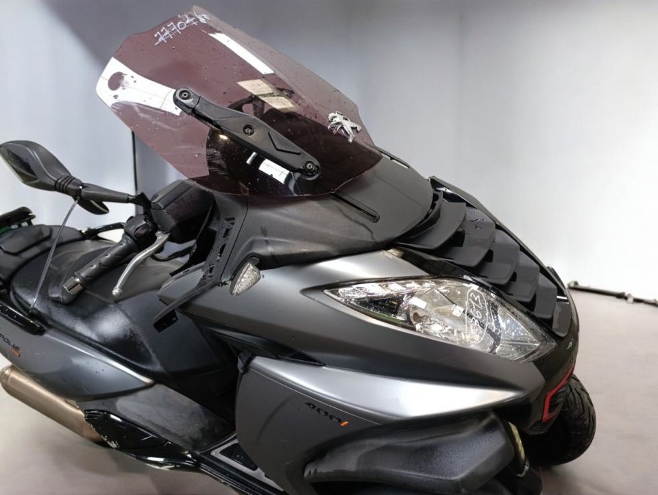 PEUGEOT METROPOLIS 400 4