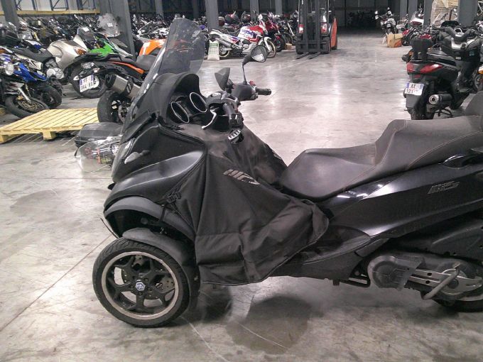 PIAGGIO MP3 500 ABS/ASR 4