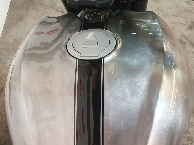 DUCATI X-DIAVEL S 4