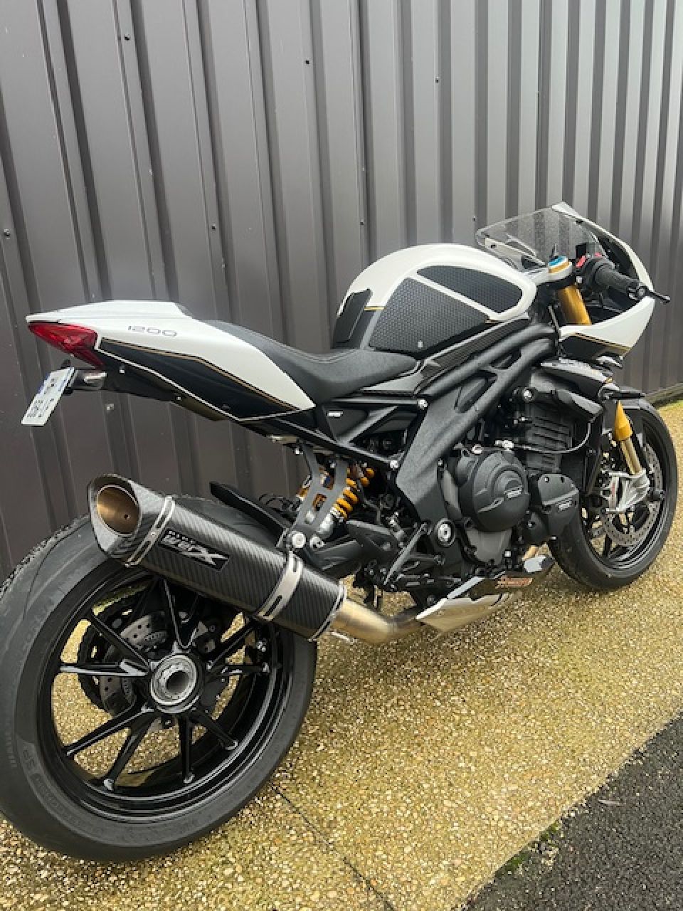 TRIUMPH SPEED TRIPLE 1200 RR 4