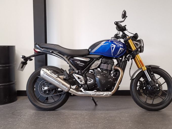 TRIUMPH SPEED 400 4