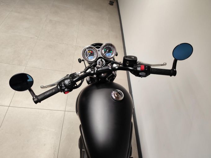 TRIUMPH T 120 4