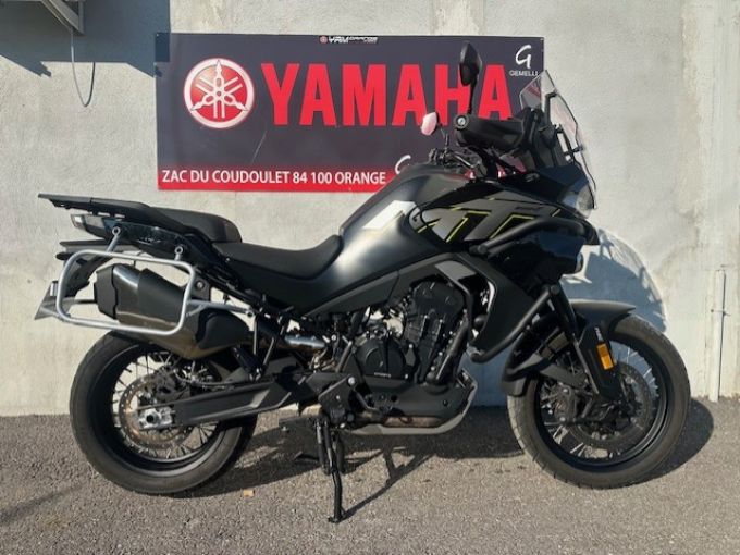 CF MOTO MT 800 4