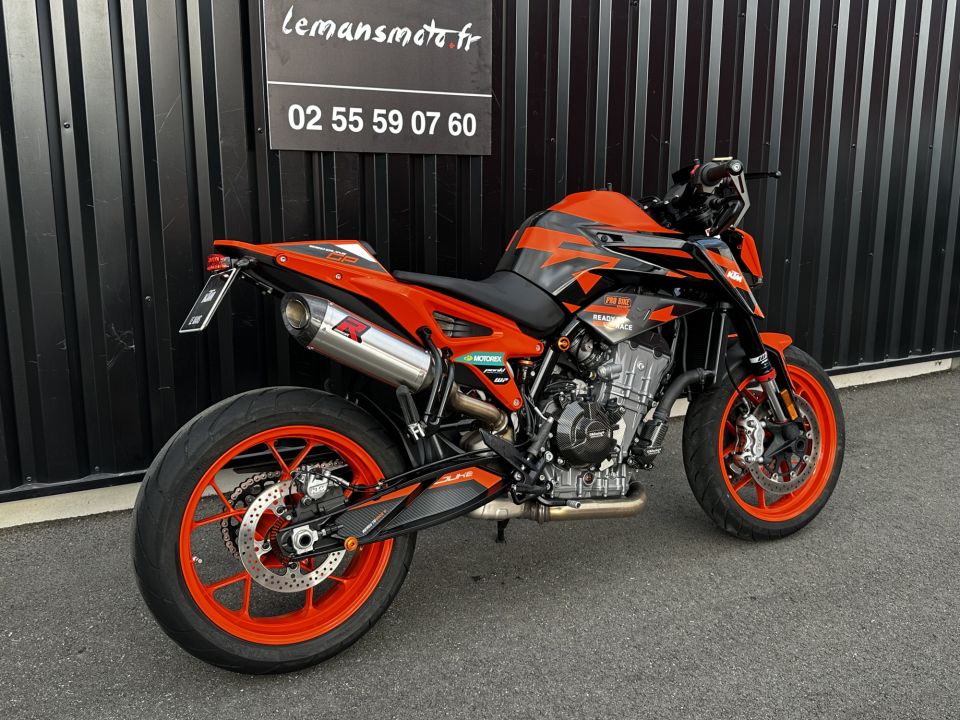 KTM 890 DUKE GP 4