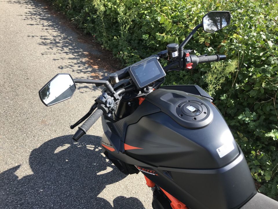 KTM 1390 SUPER DUKE R EVO 4