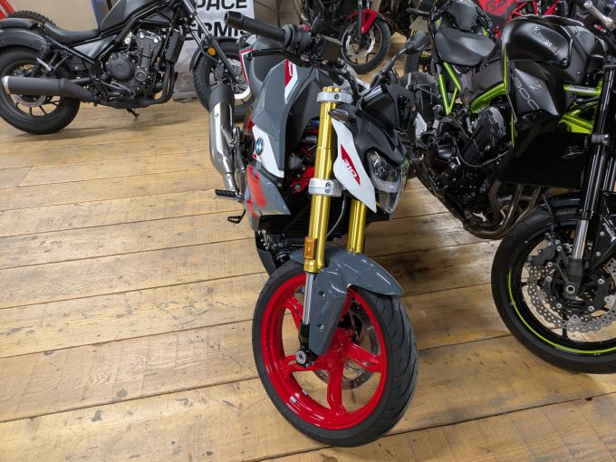 BMW G 310 R 4