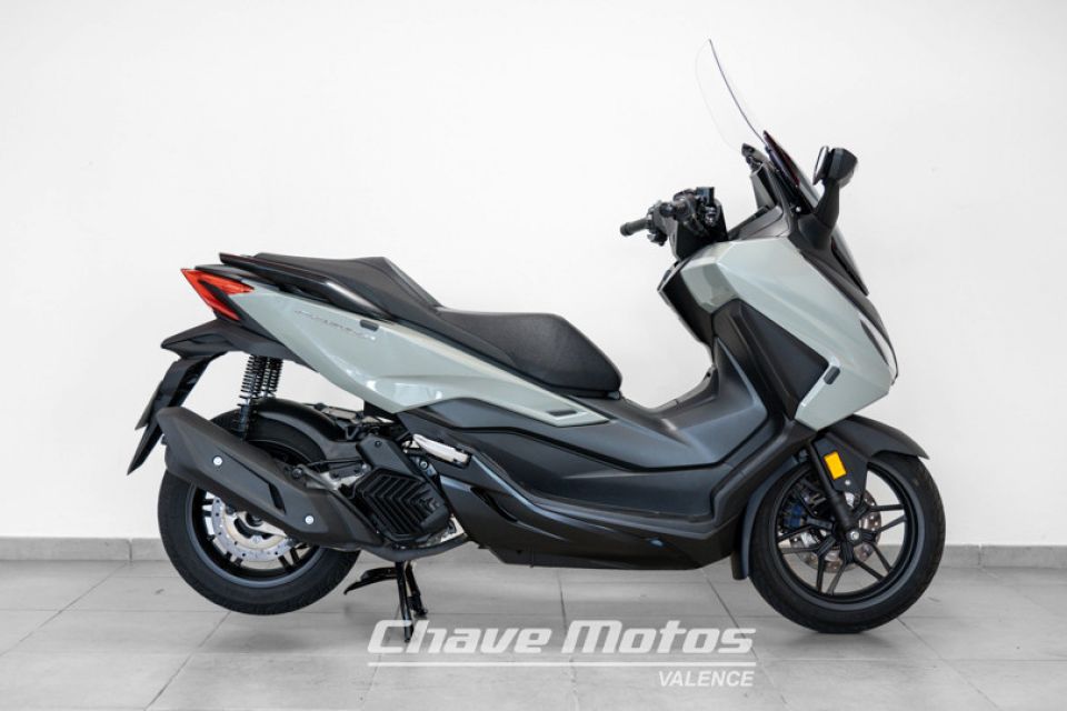 HONDA FORZA 125 ABS 4