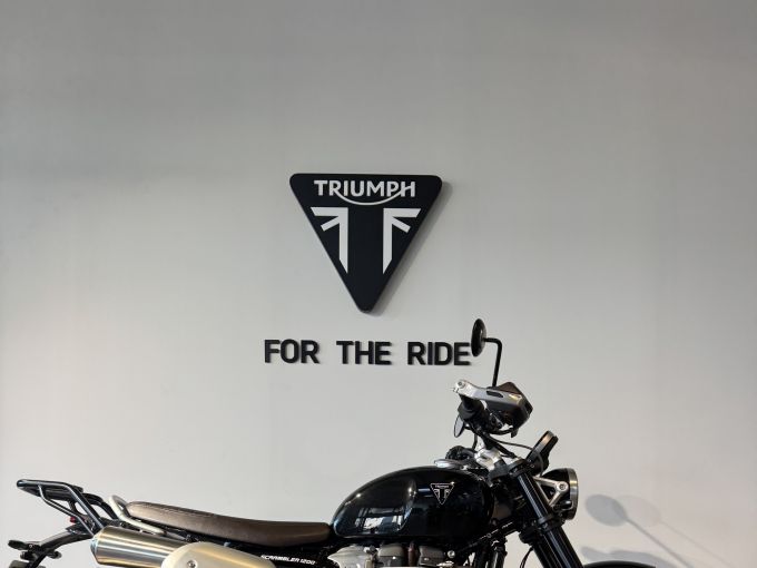 TRIUMPH SCRAMBLER 1200 4