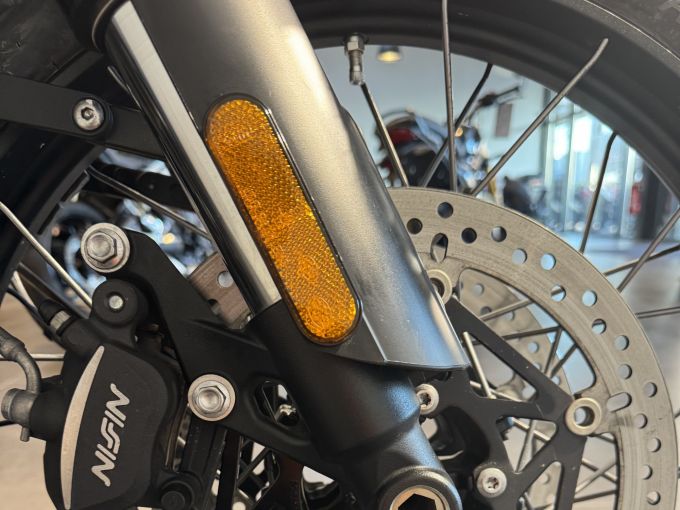 TRIUMPH SCRAMBLER 1200 4