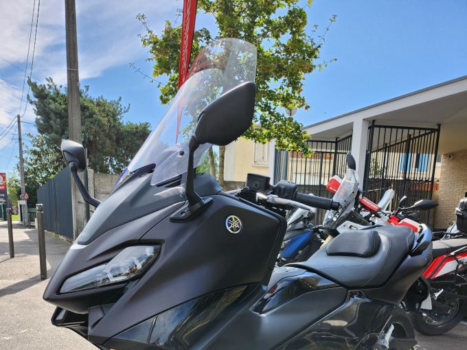 YAMAHA XP T-MAX 560 TECH MAX 4