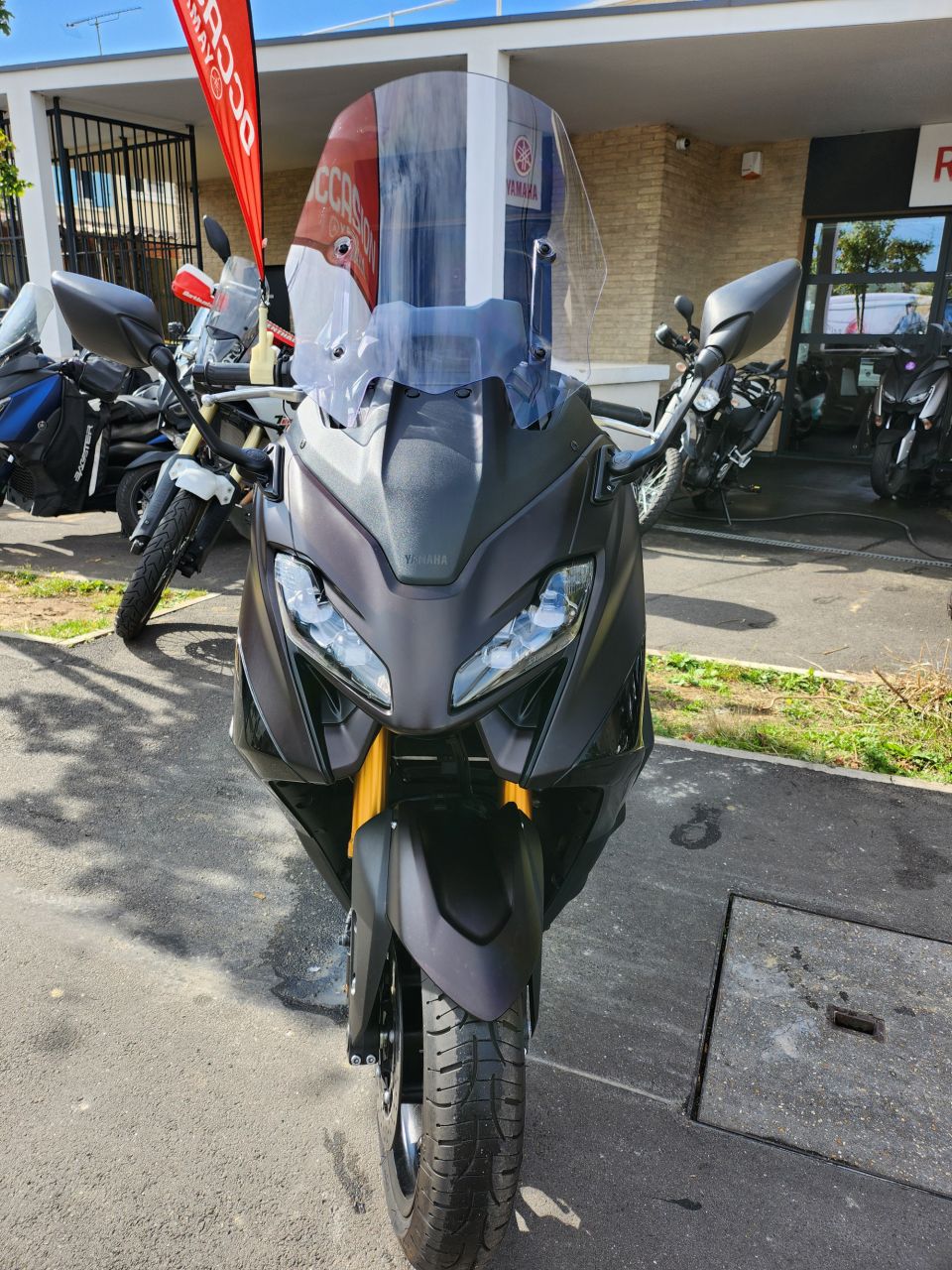 YAMAHA XP T-MAX 560 TECH MAX 4