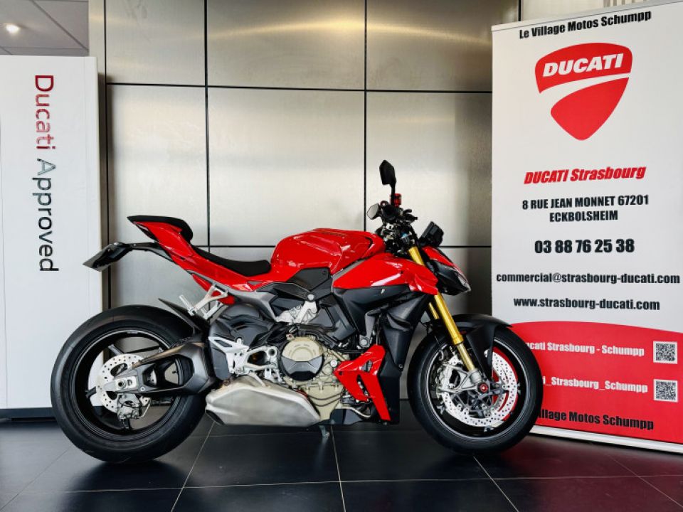 DUCATI STREETFIGHTER V4S 4
