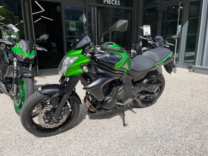 KAWASAKI ER-6 (47.5CV) 4