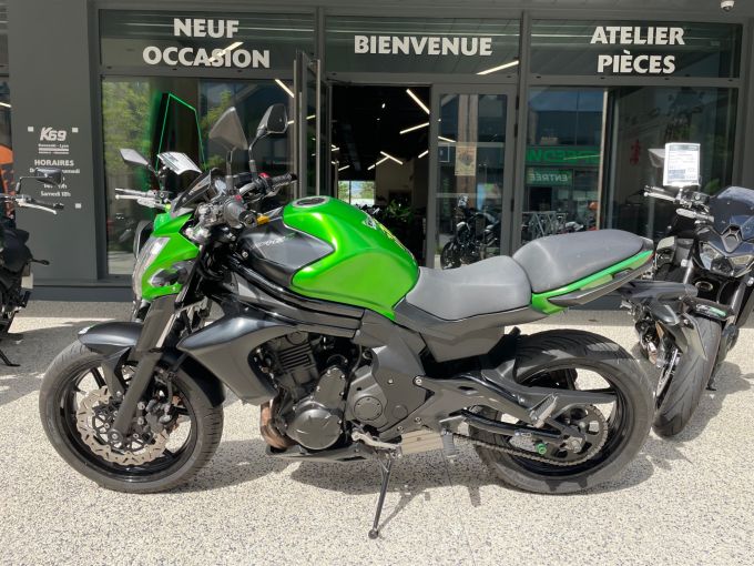 KAWASAKI ER-6 (47.5CV) 4