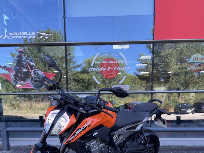 KTM 790 DUKE 4