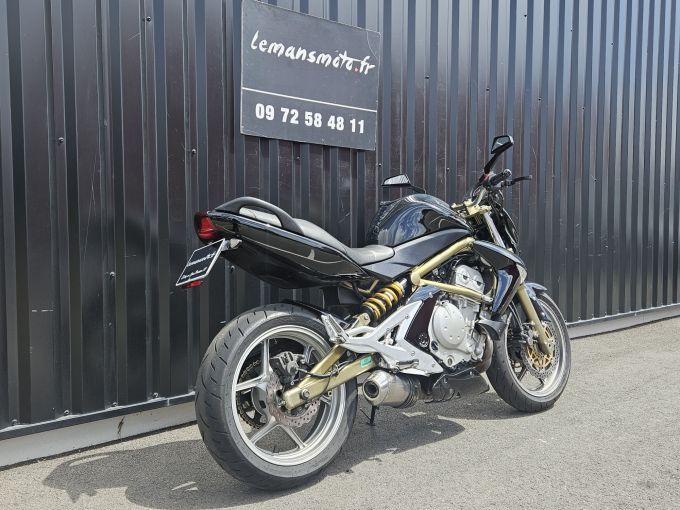 KAWASAKI ER-6 4