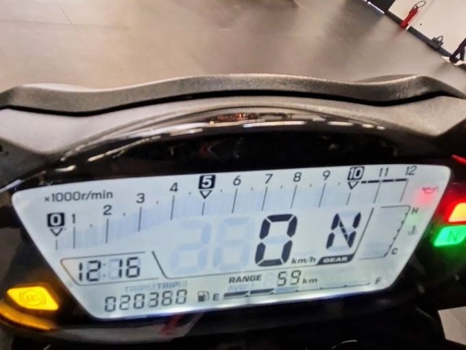 SUZUKI SV 650 4