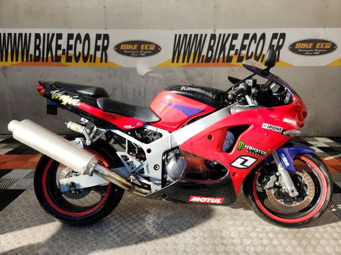 KAWASAKI ZX6 600 NINJA 4