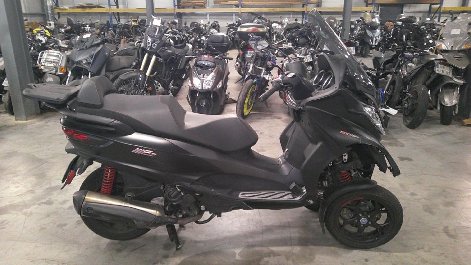 PIAGGIO MP3 530 HPE EXCLUSIVE 4