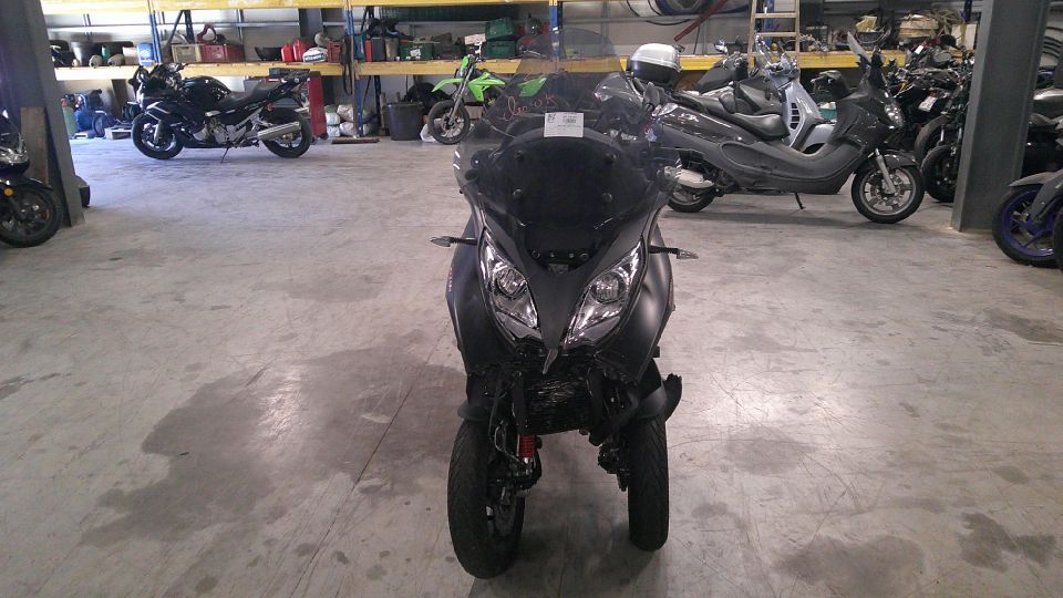 PIAGGIO MP3 530 HPE EXCLUSIVE 4