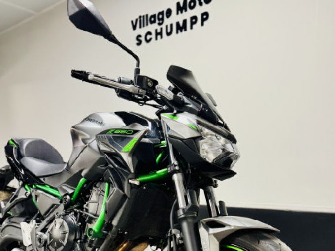 KAWASAKI Z650 ABS 4