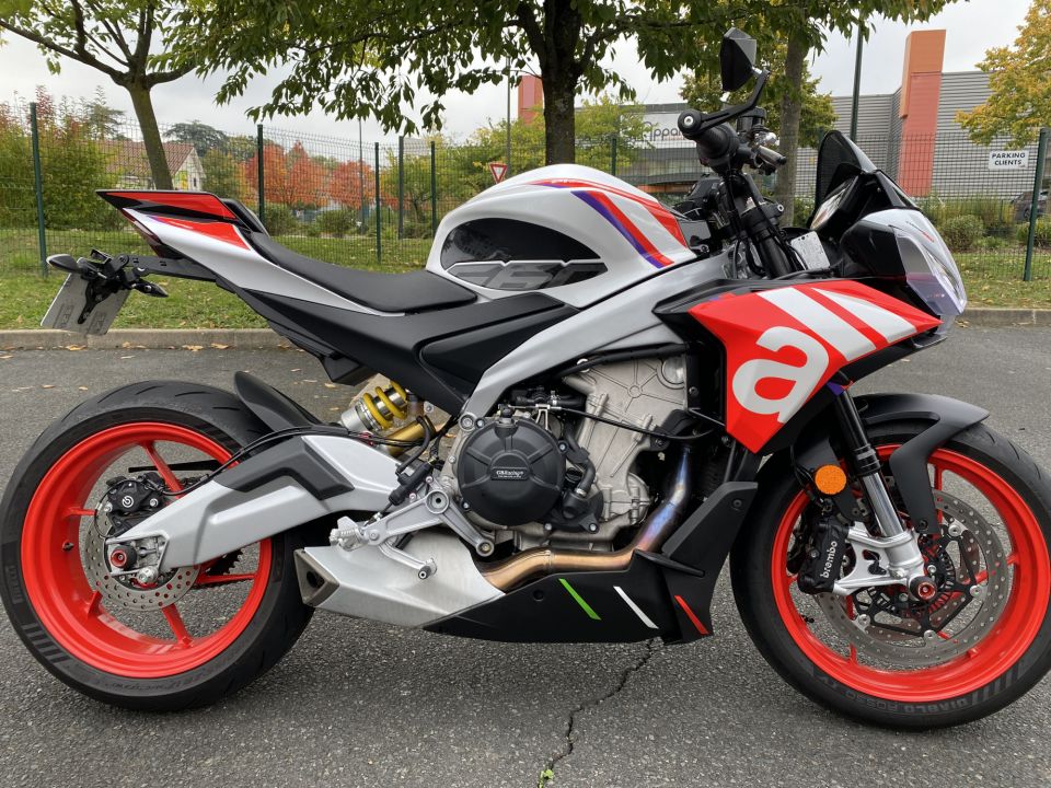 APRILIA TUONO 660 FACTORY 4