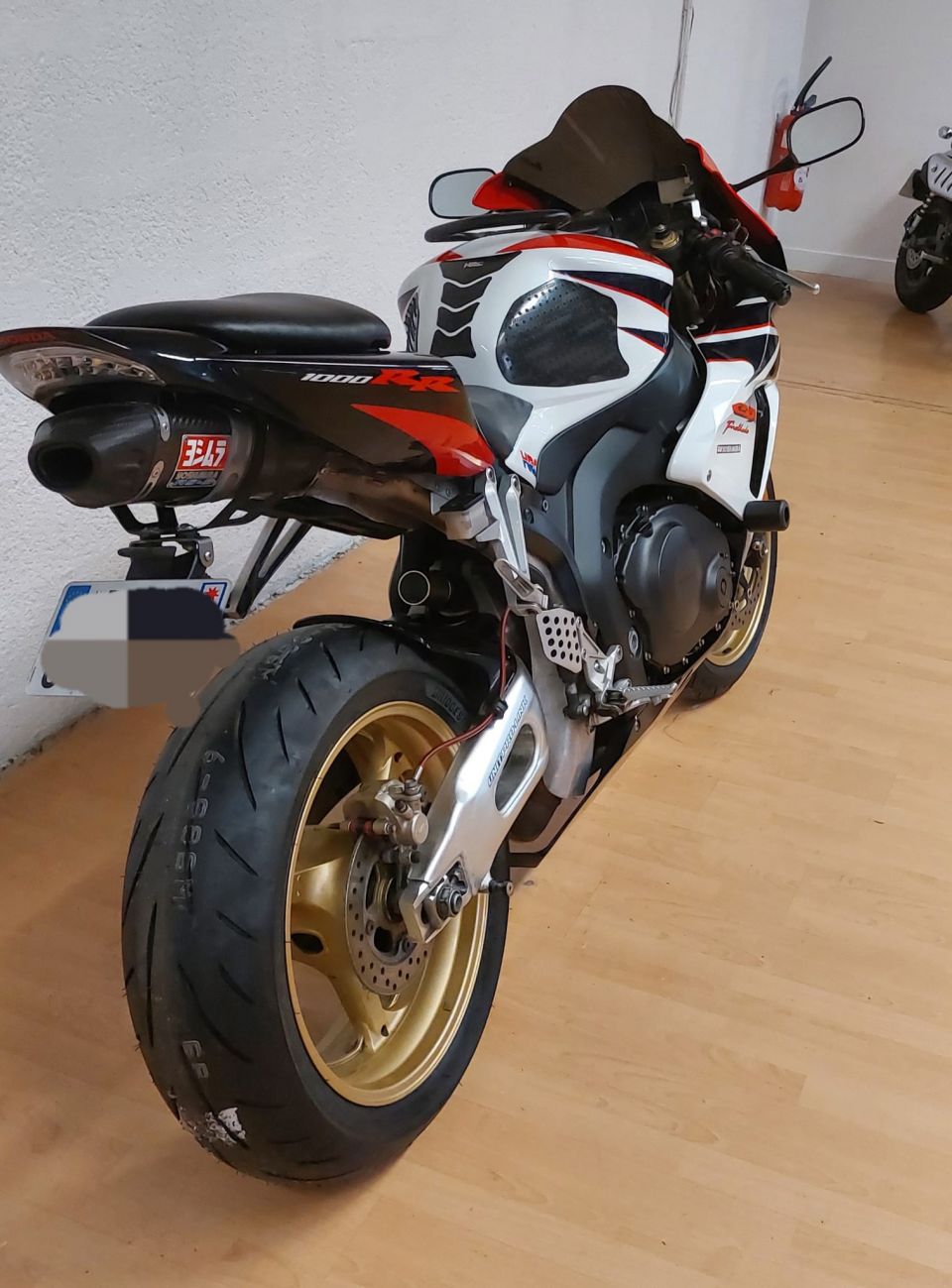 HONDA CBR 1000 RR FIREBLADE - HRC 4