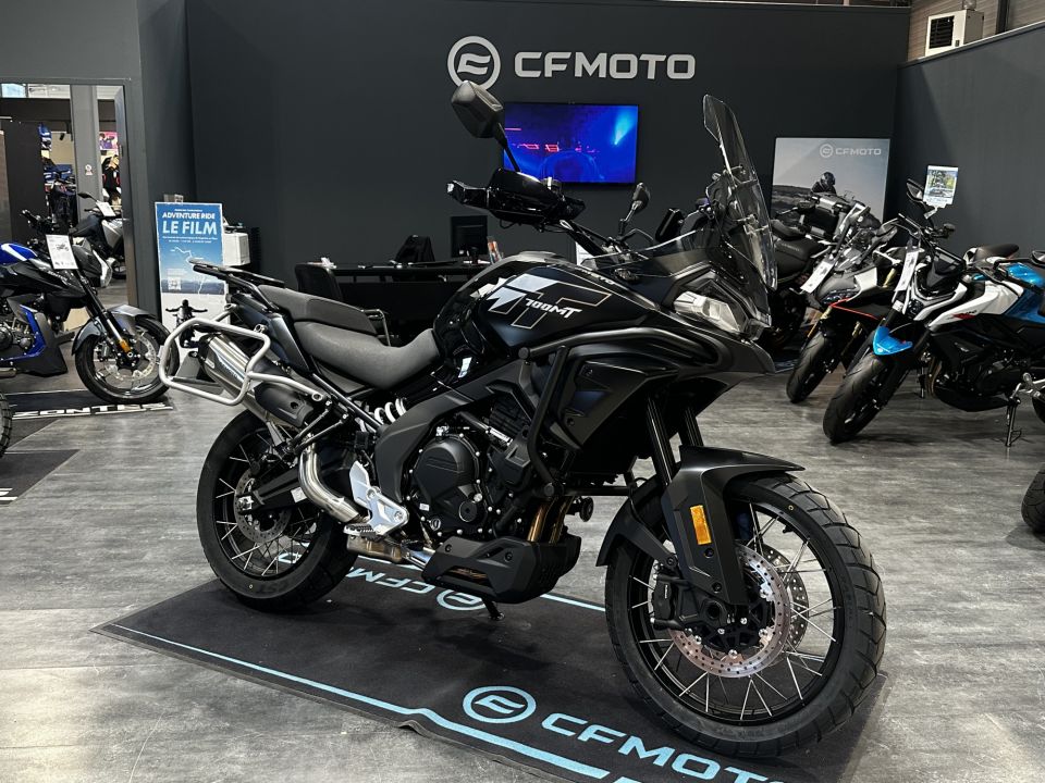 CF MOTO 700 MT 4
