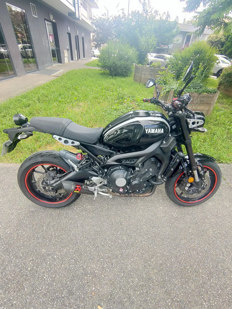 YAMAHA XSR 900 4