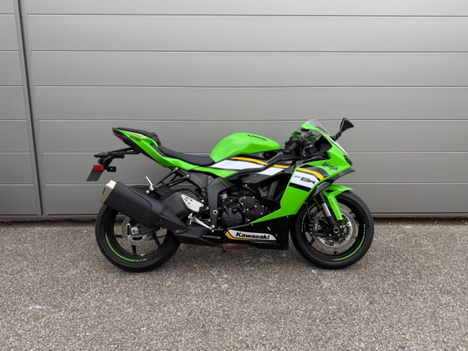 KAWASAKI ZX-6R 636 4