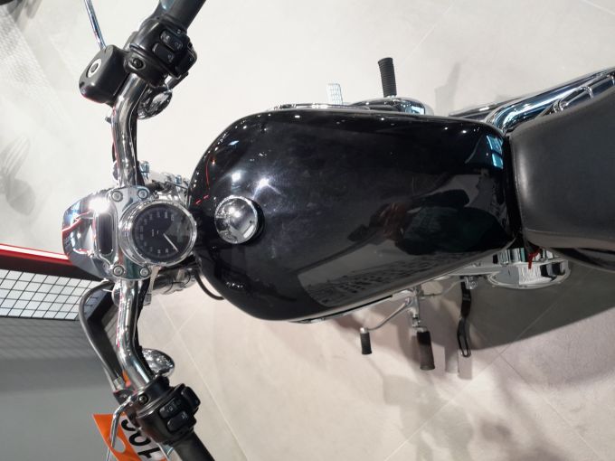 HARLEY-DAVIDSON SPORTSTER CUSTOM 1200 4