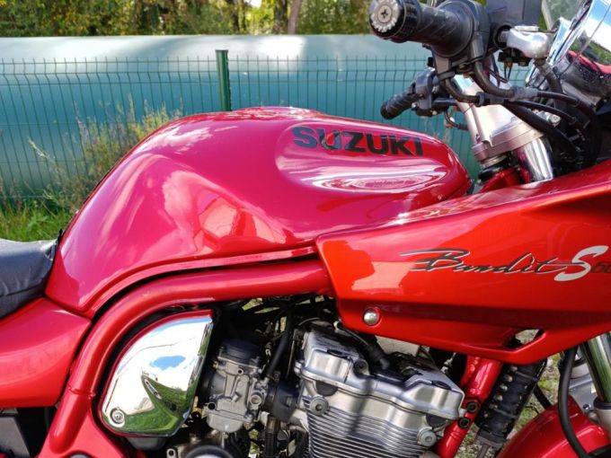 SUZUKI GSF 600 S BANDIT 4