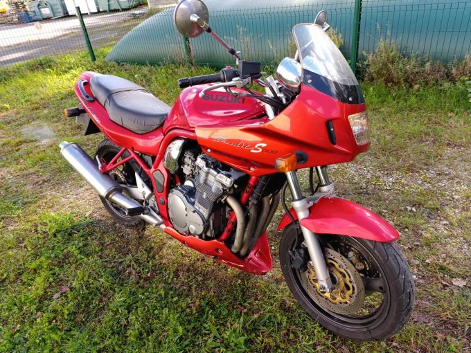 SUZUKI GSF 600 S BANDIT 4