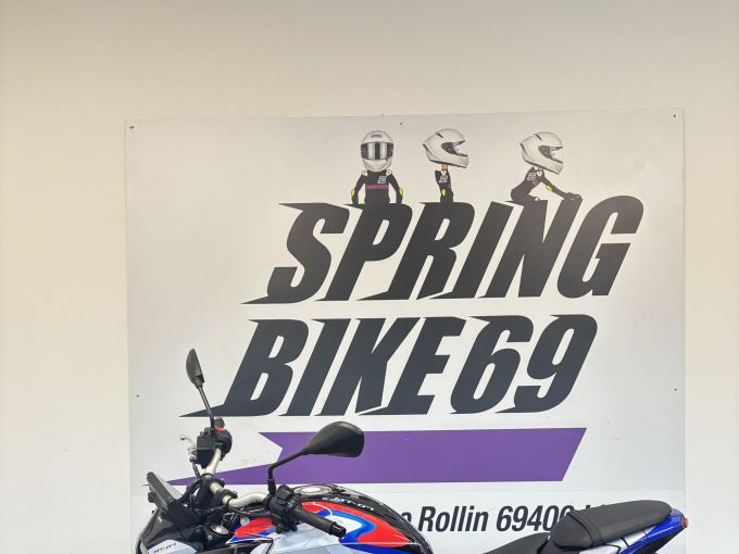 YAMAHA MT-07 Y-AMT 4