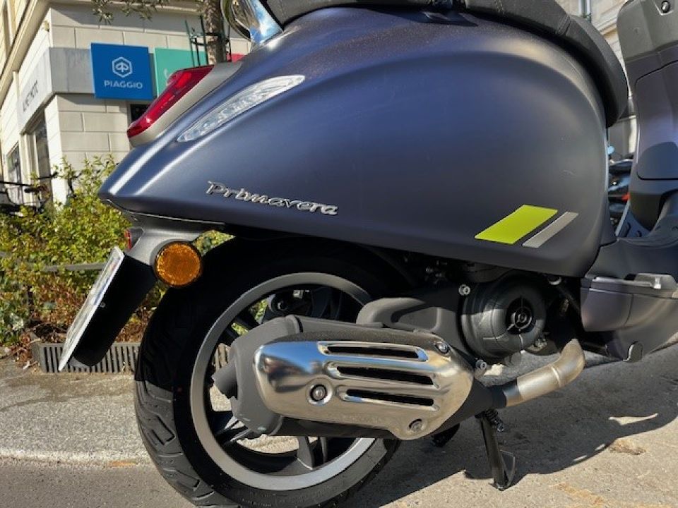 VESPA PRIMAVERA 50 TECH 4