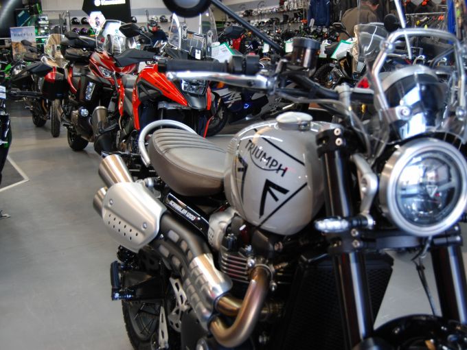 TRIUMPH Scrambler 1200 X 4