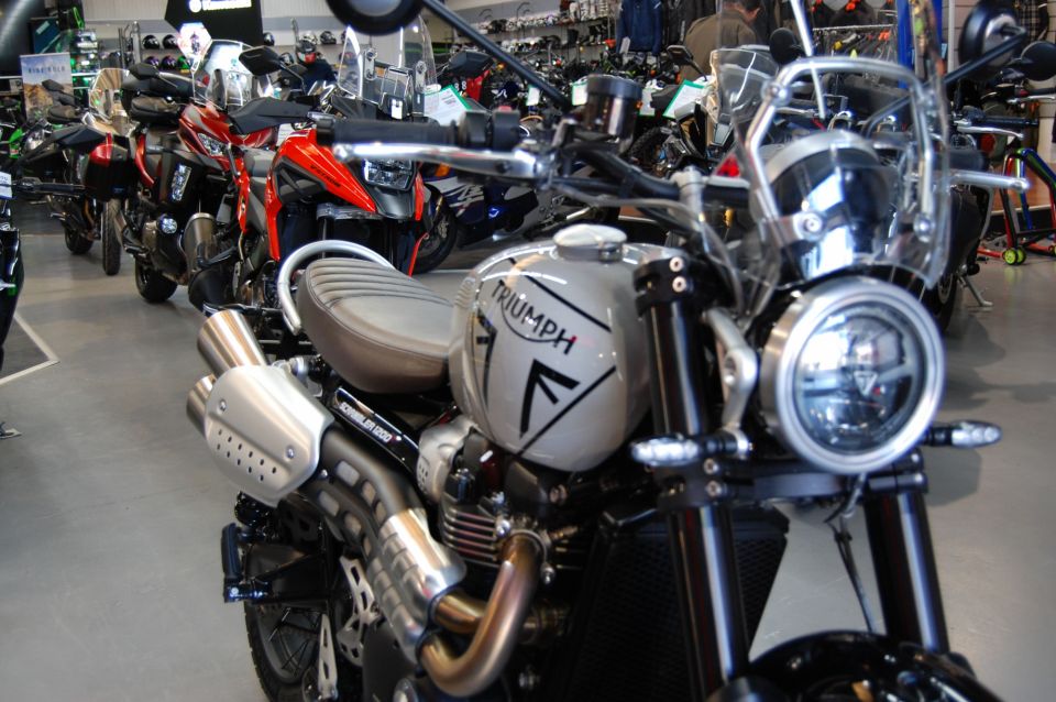 TRIUMPH Scrambler 1200 X 4
