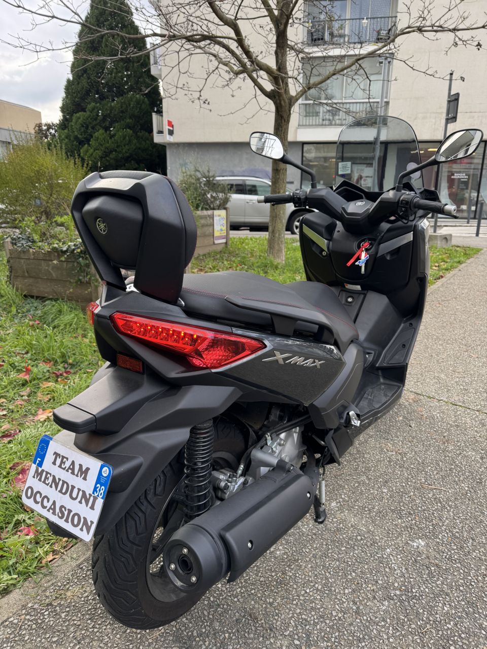 YAMAHA XMAX 125 4